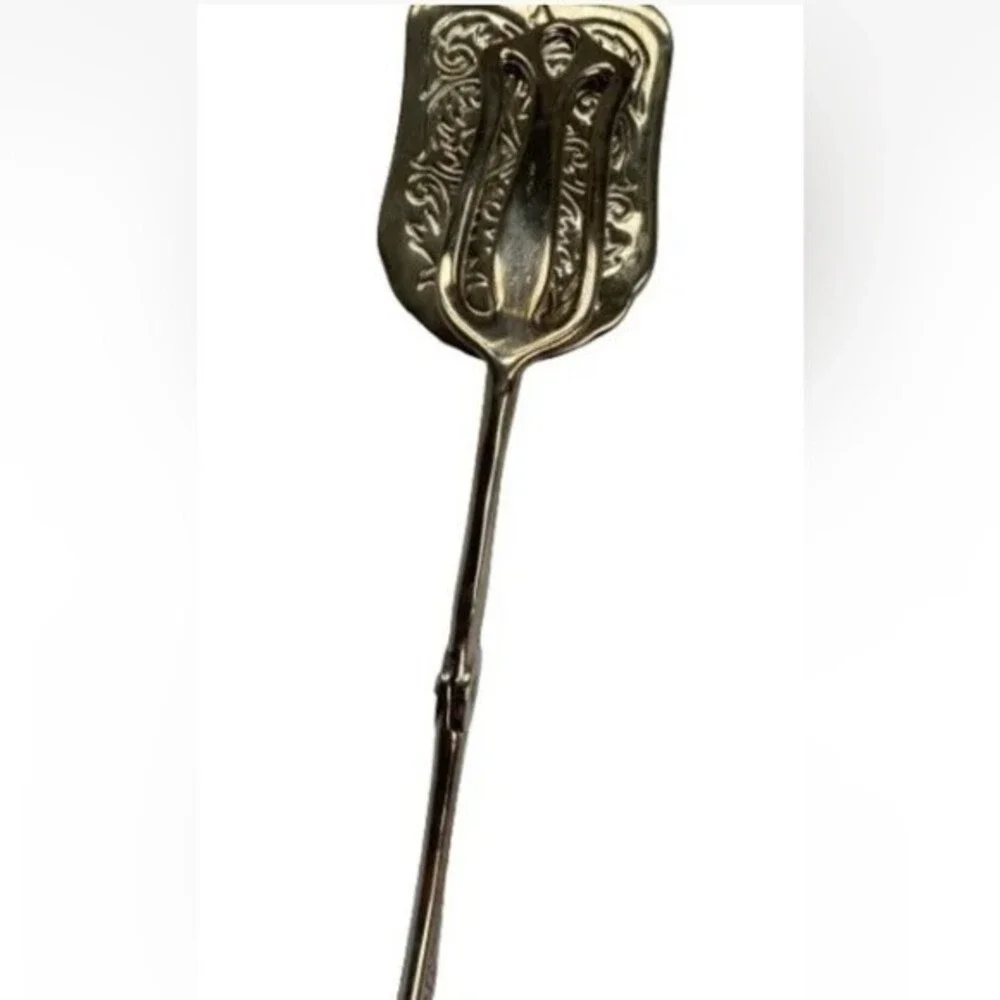 Vintage Silver Plated Floral Ornate Serving Bread ,Salad Server Scissor Tong